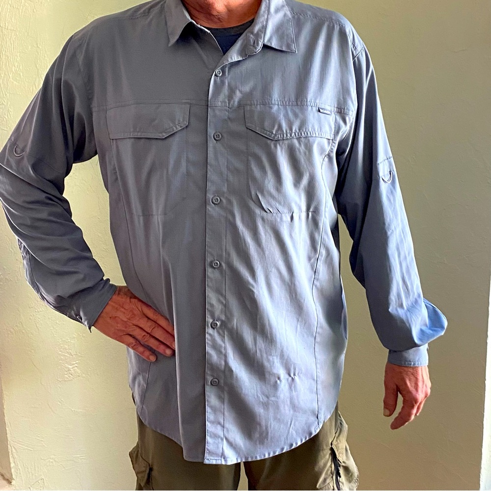 Columbia Mens Long Sleeve Grey Sport Shirt. Size XL